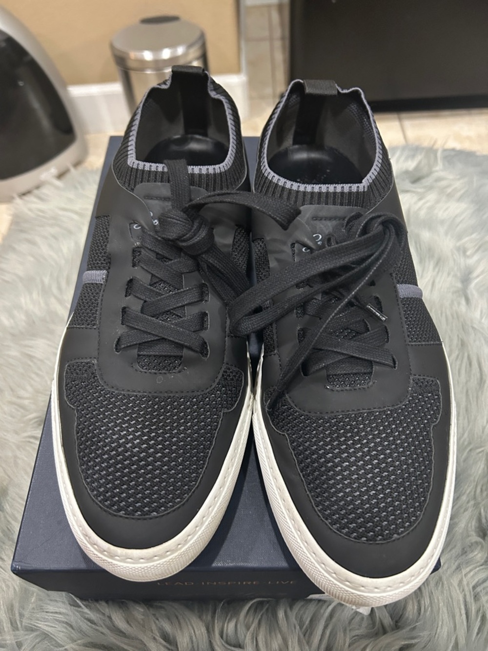 Good Man Brand Black Knit Low-Top Lace-Up Sneakers with White Sole